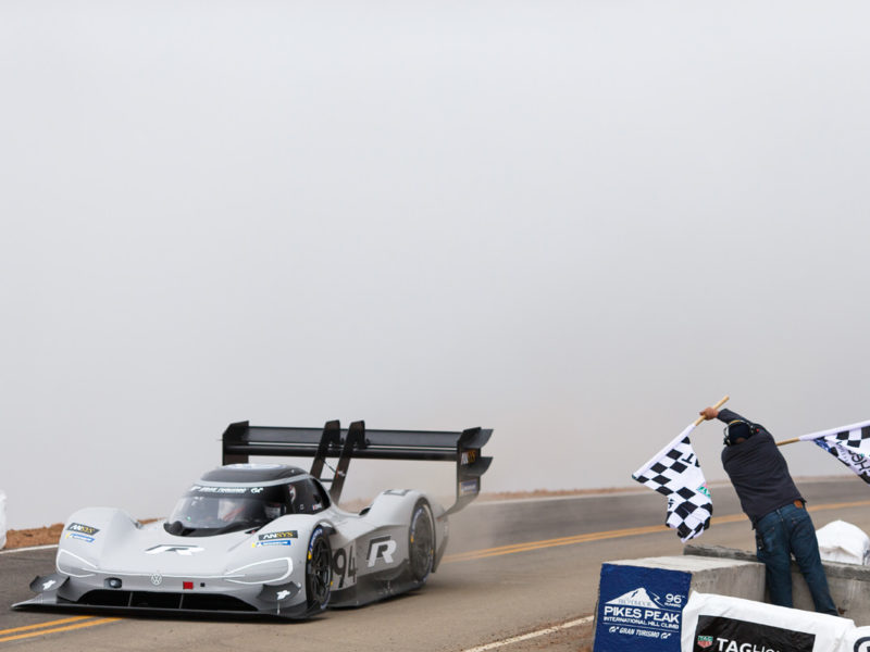 motorsport approach to fast-track innovation in mobility