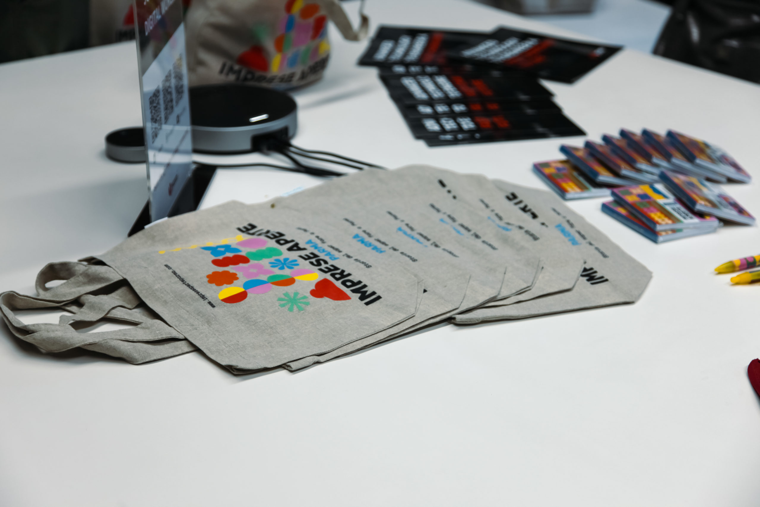Imprese Aperte Gadgets at YCOM Facility